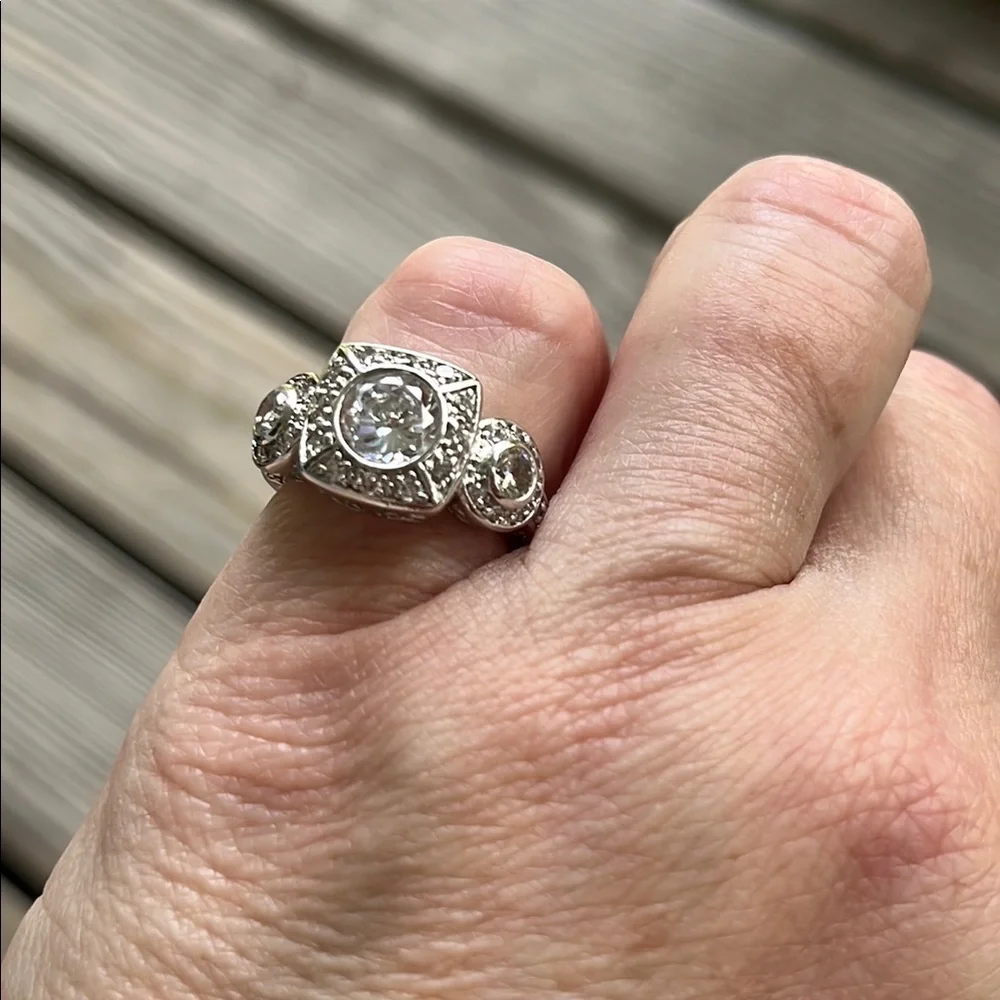 Art Deco-Inspired Ring with rhinestones and crystals